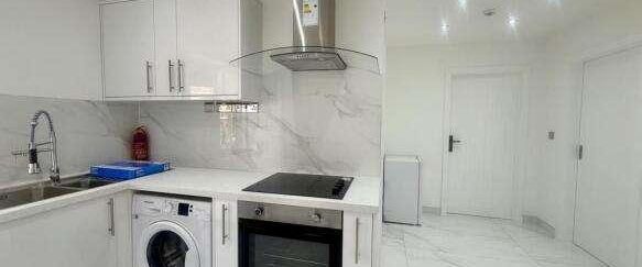 Stubbs Avenue, Headington, OX3 - Photo 1