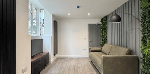 Room 7, Angerstein Road, Portsmouth - Photo 2