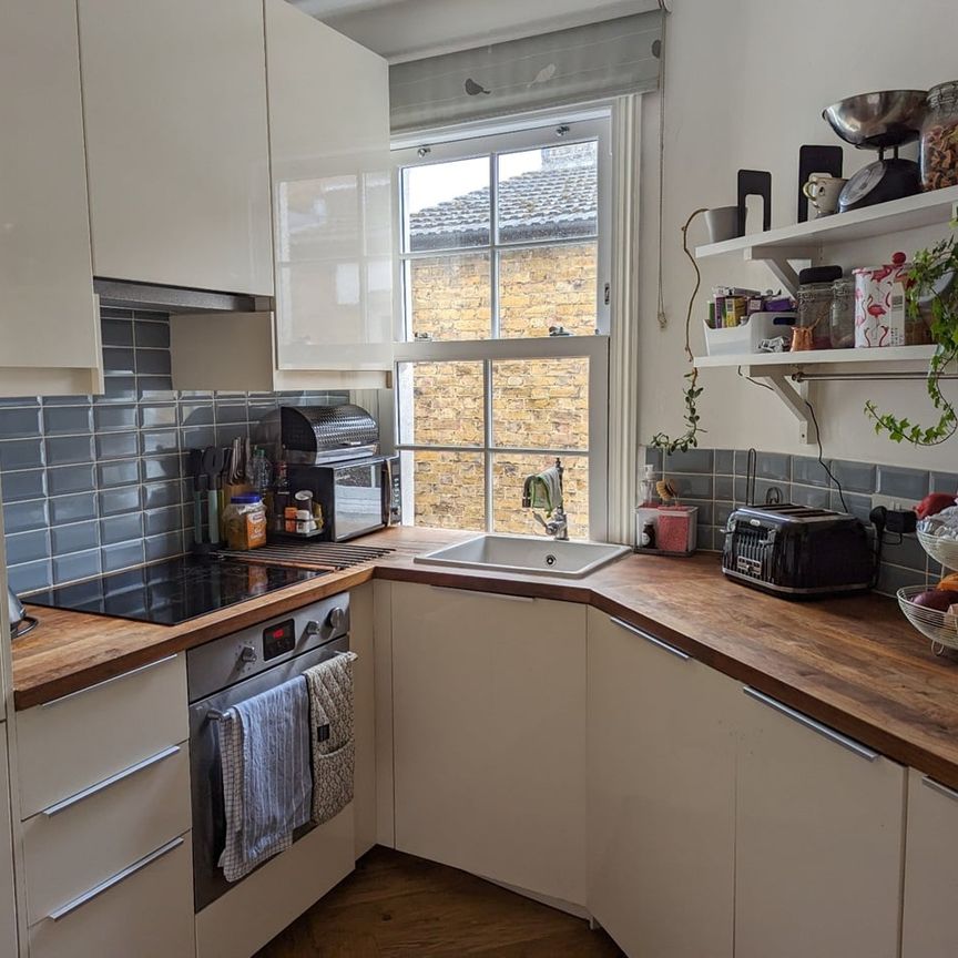 2 Bed Flat, George Lane, SE13 - Photo 1