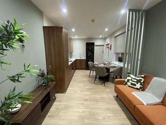 1 bedroom in a house share to rent - Photo 1