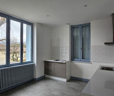 Location Maison 5 pièces 91m² PRIVAS 07000 - Photo 3
