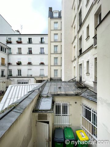 Logement à Paris, Location meublée - Photo 2