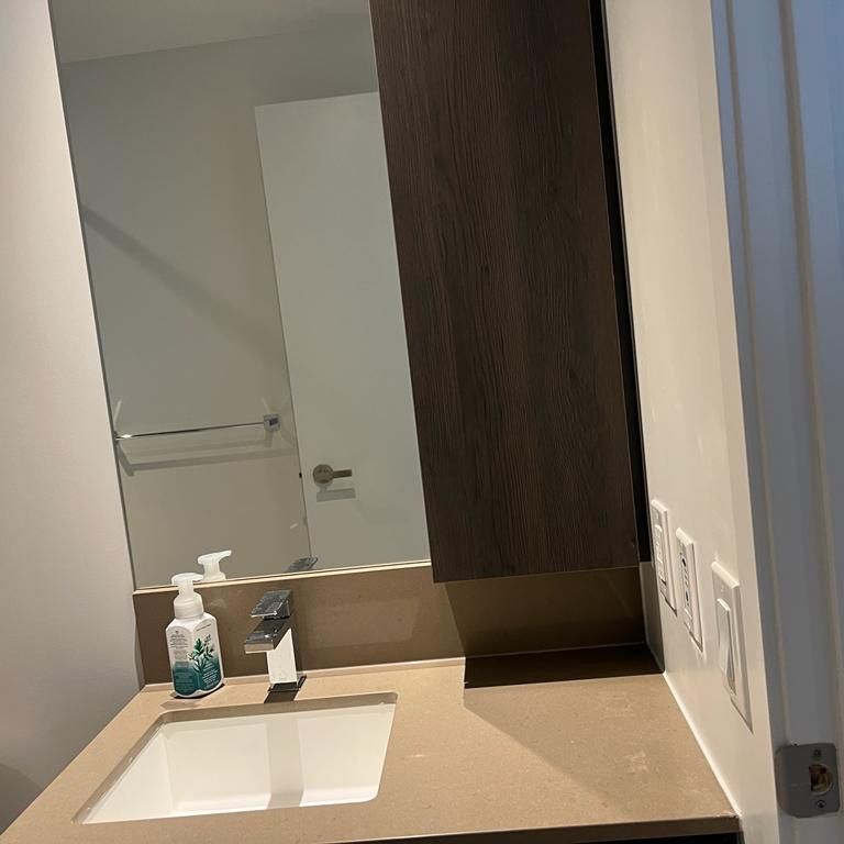 For Lease - 3900 Confederation Parkway Unit# 1302, Mississauga, Ontario - Photo 1