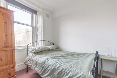 0615L - Taylor Gardens, Edinburgh, EH6 6TG - Photo 2