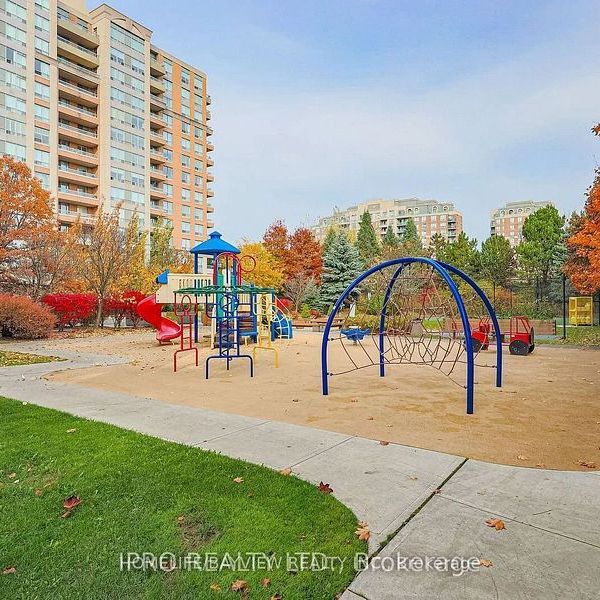 For Lease - 19 northern heights Drive Unit# 202, Richmond Hill, Ontario - Photo 1