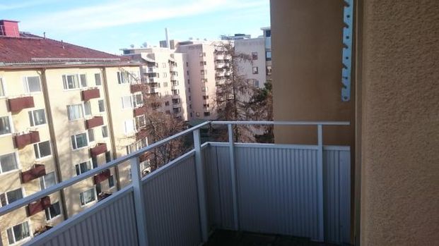 2,5 rooms in Gärdet for rent - Foto 1