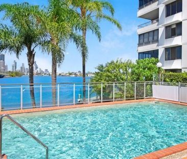 Ground-Floor Studio with Private Courtyard – Walk to Broadwater & S... - Photo 6