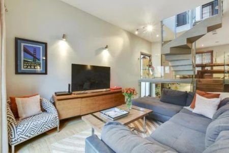 2 Bedroom Terraced - Photo 5