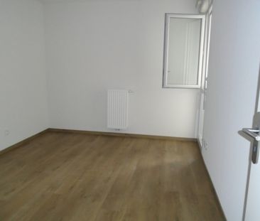 Location Appartement 2 pièces 42m² ST ANDRE DE CUBZAC 33240 - Photo 6