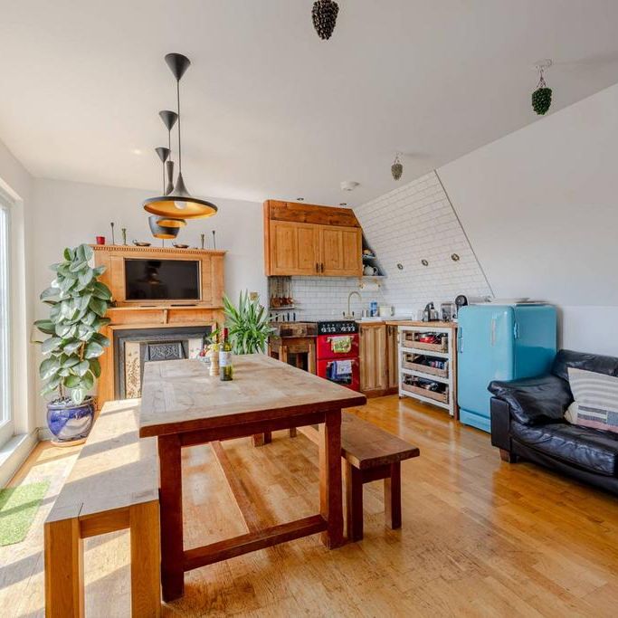 3 bedroom maisonette to rent - Photo 1