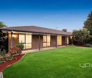 2 Padstowe Court, CRAIGIEBURN - Photo 2