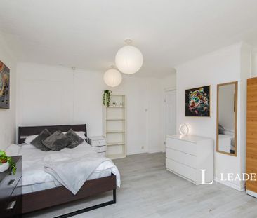 5 bedroom semi-detached house to rent - Photo 2