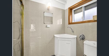 Ground Floor One Bedroom Apartment - Photo 2