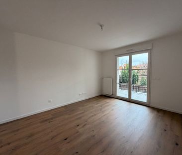 Location Appartement 2 pièces 42m² - Photo 4