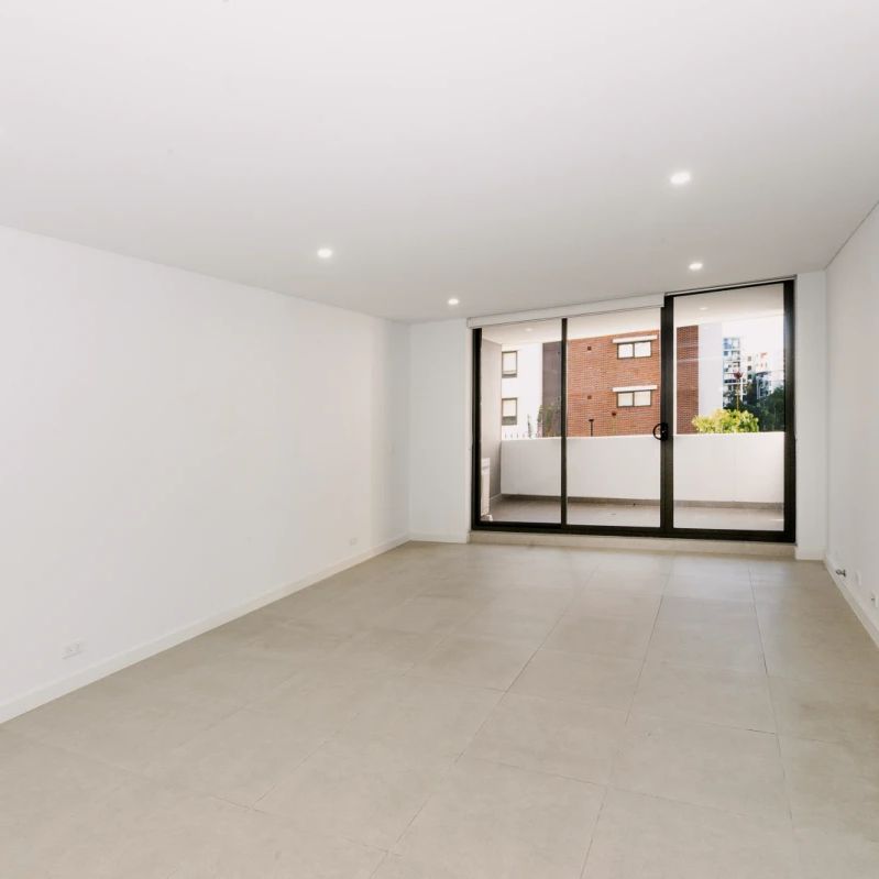 2 Bed 2 Bath - Photo 1