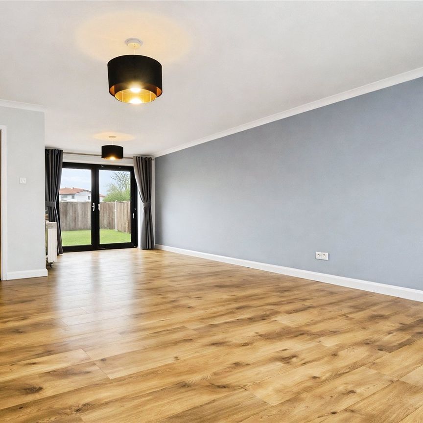 4 bedroom house to rent - Photo 1