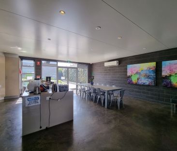 Room Accommodation- All Bills Included* - Photo 2