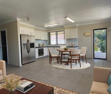 2 BEDROOM GRANNY FLAT WITH PRIVATE ACCESS - Photo 2