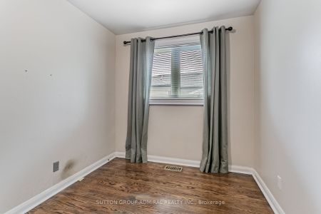 For Lease - 102 Cornwall Road Unit# Upper, Brampton, Ontario - Photo 4