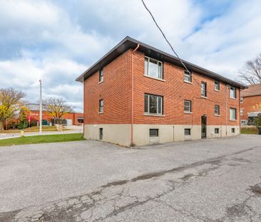 For Lease - 416 Dovercourt Avenue Unit# 1, Carlingwood - Westboro a... - Photo 3