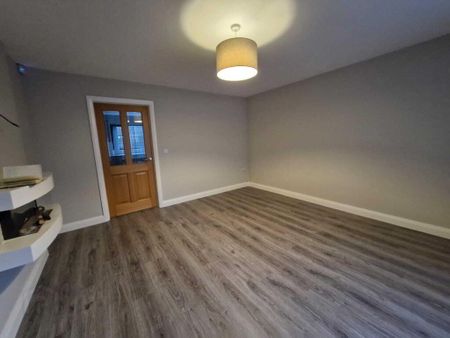 15 Fort Ridge, Newry, BT35 8XQ - Photo 2
