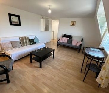 2 Bed Flat, Colney Hatch Lane, N10 - Photo 3