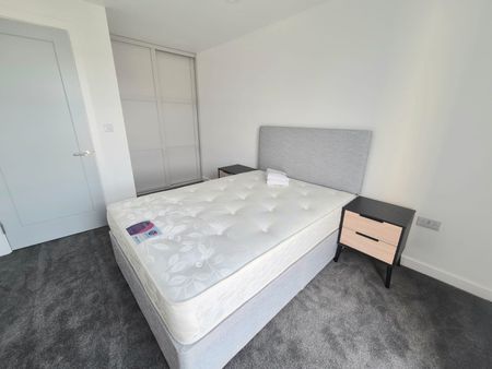 Cow Green, Halifax - Photo 4