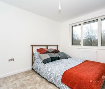 3 bedroom end of terrace house to rent - Photo 5