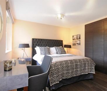 3 bedroom flat to rent - Photo 3