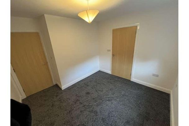 Broadwell Road, Oldbury, West Midlands, B69 - Photo 1