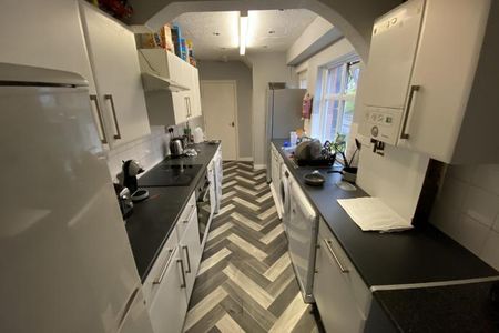 Dennistead Crescent, - Photo 4