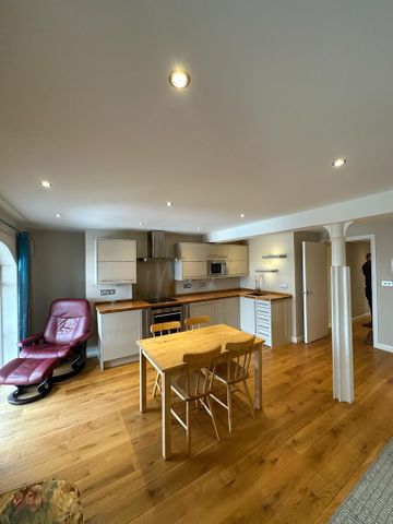 2 bedroom apartment to rent - Photo 3