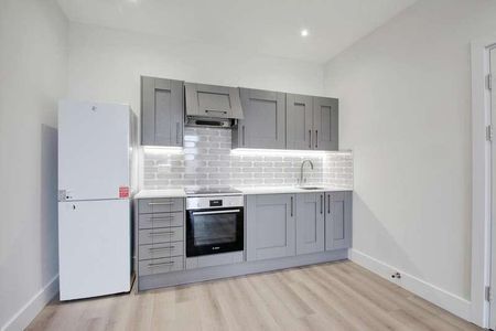 Centrum House, Station Road, Egham, TW20 - Photo 5