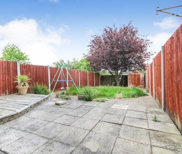 3 bedroom terraced house to rent - Photo 3