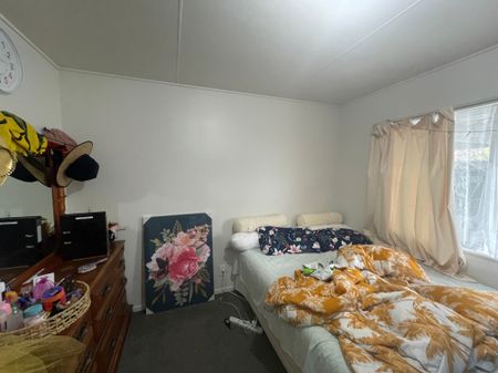 Cosy 2-Bedroom House in Hastings - Photo 3