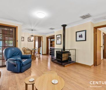 Charming Two-Bedroom Home in Sought-After Port Noarlunga - Photo 1