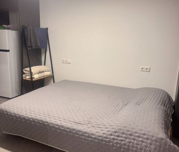 Studio/Γκαρσονιέρα για ενοικίαση Θυμάρι (Παλαιά Φώκαια) - Photo 6