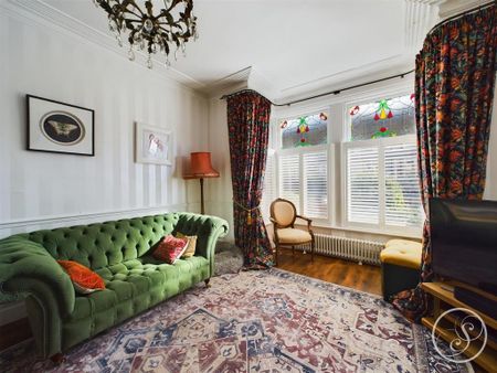 4 bedroom terraced house to rent - Photo 2