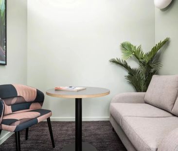Extra Large Highest Double Ensuite: Three Bed Flat - Photo 1