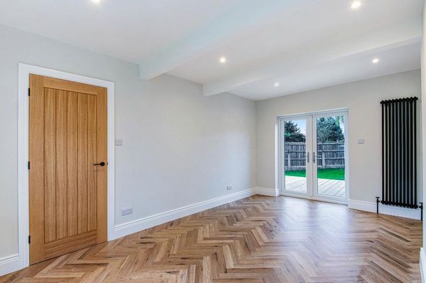 3 bedroom semi-detached house to rent - Photo 1