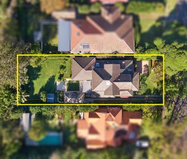 Elegant Family Home with Period Charm, Spacious Living & Private Ga... - Photo 5