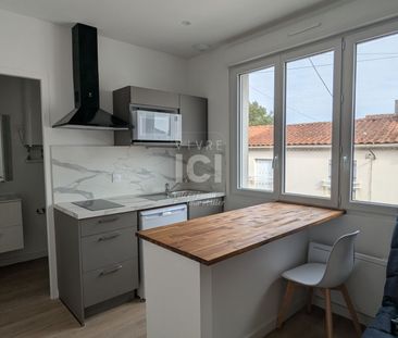 Location Appartement 1 pièce 17m² - Photo 2