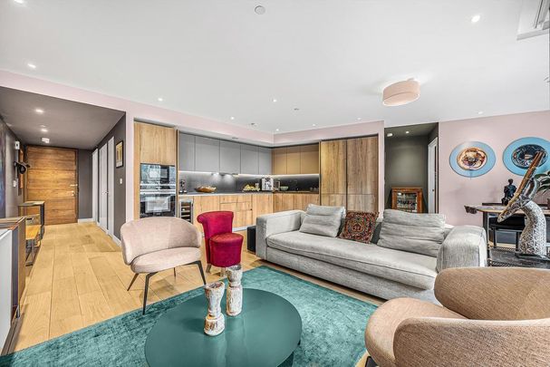 3 bedroom flat to rent - Photo 1