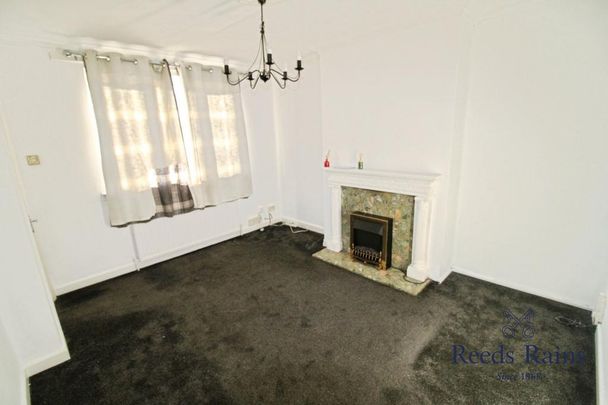 2 bedroom semi-detached house to rent - Photo 1
