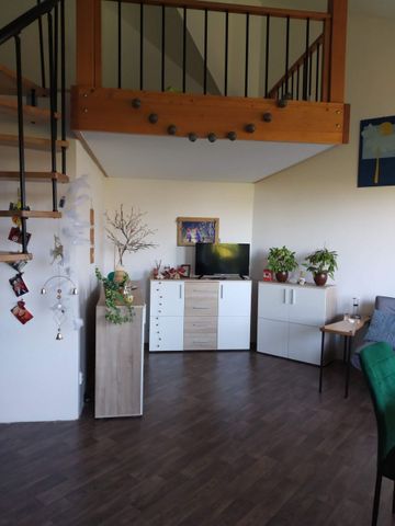 Pronájem bytu 1+kk • 30 m² bez realitkySlunečná, Sulice - Sulice, Středočeský kraj - Photo 2