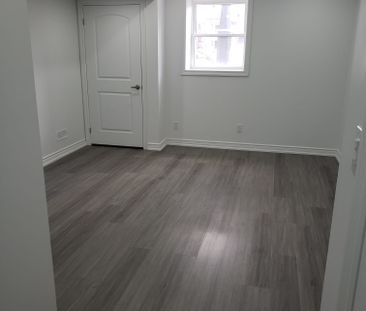 For Lease - 9 Stott Avenue, Ajax, Ontario - Photo 2