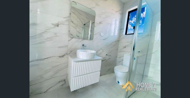 Brand-new 1(One) Bed Room modernistic GRANNY for rent. - Photo 1