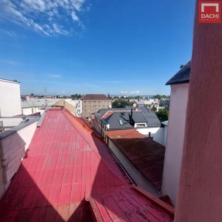 Nabízíme k pronájmu byt 2 + 1, nacházející se na rozhraní ulice Denisova a Kačení v centru města - Фото 5