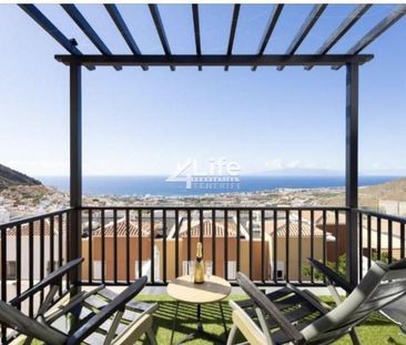 Luxury Villa for rent in Costa Adeje, Spain - Photo 1