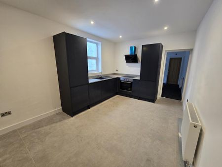 1 bedroom apartment to rent - Photo 2